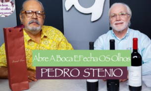 ABRE A BOCA E FECHA OS OLHOS: PEDRO STENIO, SECRETÁRIO VITALÍCIO EDWINE LOVERS MANAUS