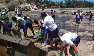 Quatro mil toneladas de óleo já foram retiradas de praias nordestinas