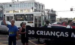Manifestação contra caos na saúde do Amazonas tem pedido de impeachment e buzinaço