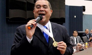 Ex-vereador, Arlindo Jr. recebeu medalha da Câmara Municipal de Manaus