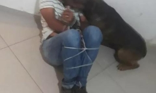 Homem não aceita separação e amarra sogro para ser atacado por pitbull 