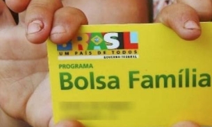 Bolsonaro culpa aumento de beneficiários por remanejamento do Bolsa Família