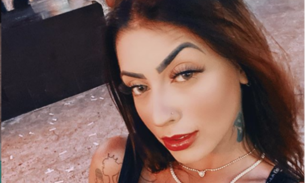 MC Mirella sensualiza em foto agachada e leva os fãs ao delírio