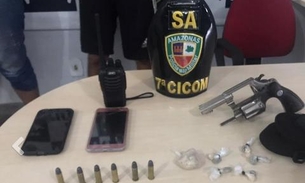 Dupla é presa em mata com armas e drogas em Manaus 