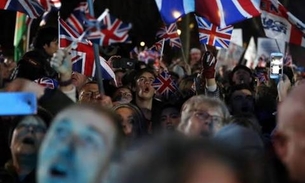 Reino Unido deixa a União Europeia com ato pró-brexit em clima de Réveillon