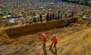 Manaus registra mais de 100 enterros na sexta-feira