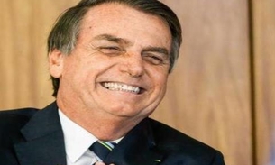 Bolsonaro ri de demora na divulgação de mortes por Covid: 'acabou matéria no Jornal Nacional'