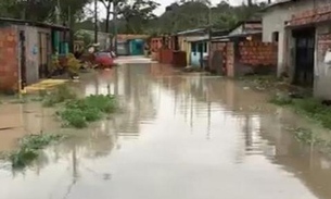 Manaus vive noite de desespero e estragos causados por temporal 