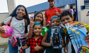 Governo leva campanha ‘Doe Brinquedo e Ganhe Sorrisos’ à escola no Coroado