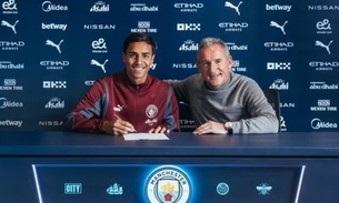 Vitor Reis foi anunciado pelo Manchester City. Foto: Divulgação/ Manchester City