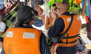 Marinha socorre passageiros ilhados após barco ficar sem combustível no Rio Amazonas