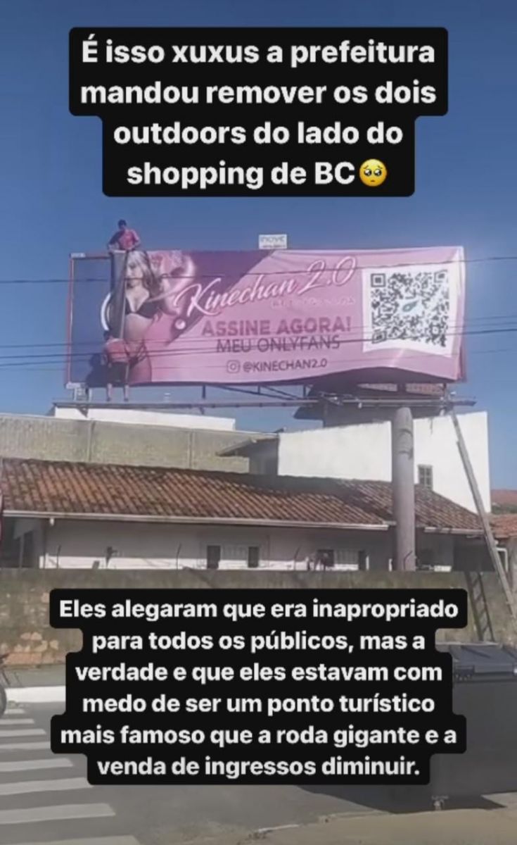 Prefeitura remove propaganda de musa do OnlyFans em outdoors após denúncias