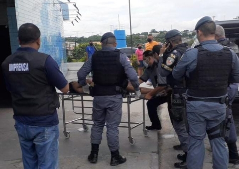 Assaltante Morre Em Troca De Tiros Com A Pol Cia Em Manaus